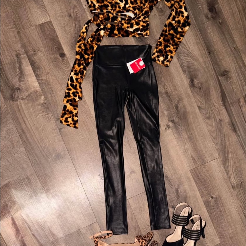SPANX Black Shiny Leggings